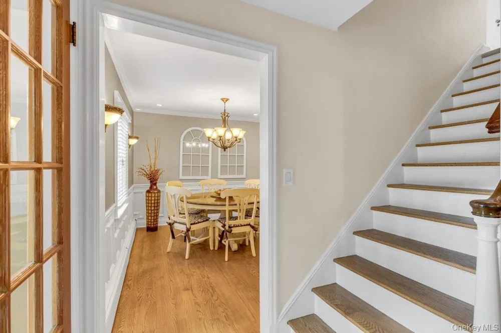 128 Stuart Street Lynbrook, NY 11563
