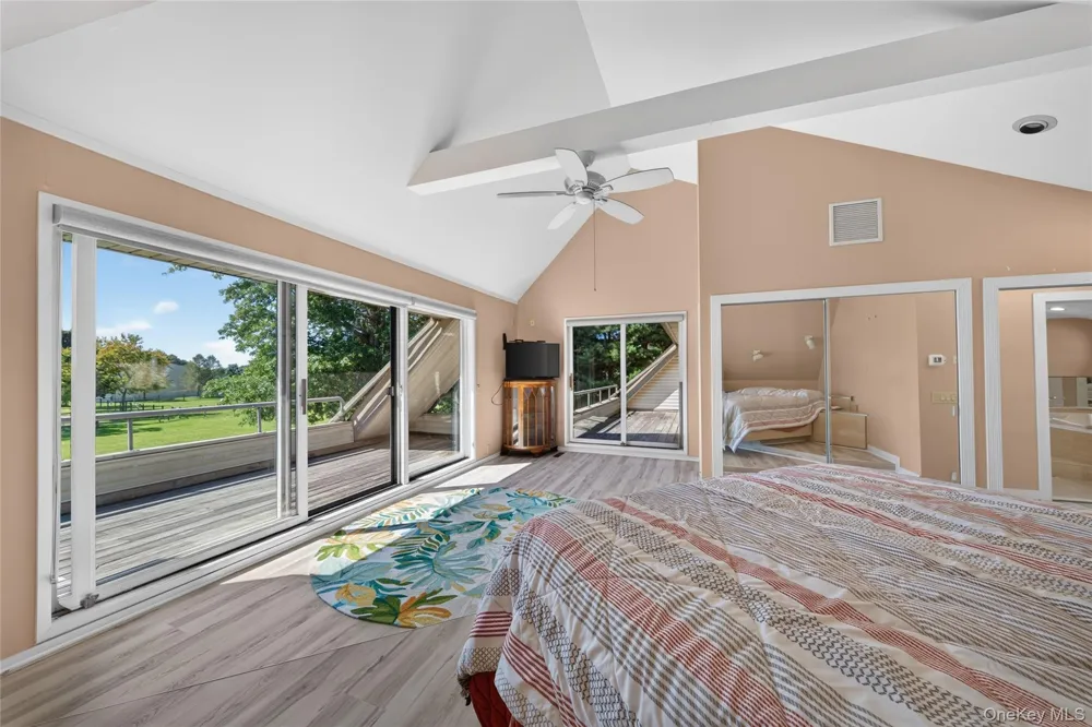 291 Deep Hole Road Calverton, NY 11933