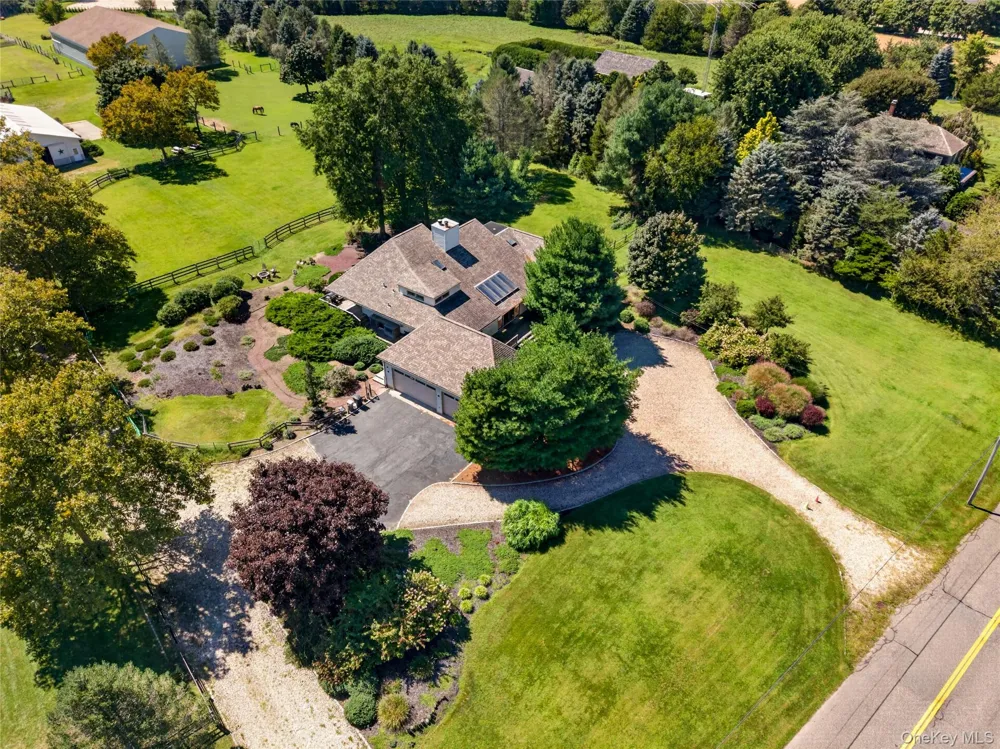 291 Deep Hole Road Calverton, NY 11933