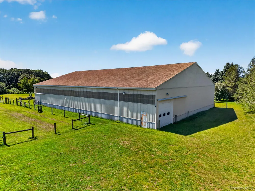 291 Deep Hole Road Calverton, NY 11933