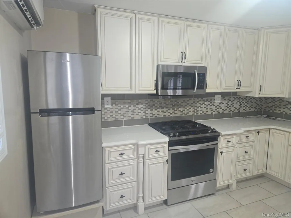 19 Cardinal Lane East Islip, NY 11730