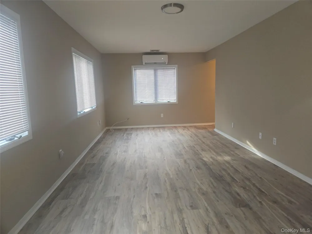 19 Cardinal Lane East Islip, NY 11730