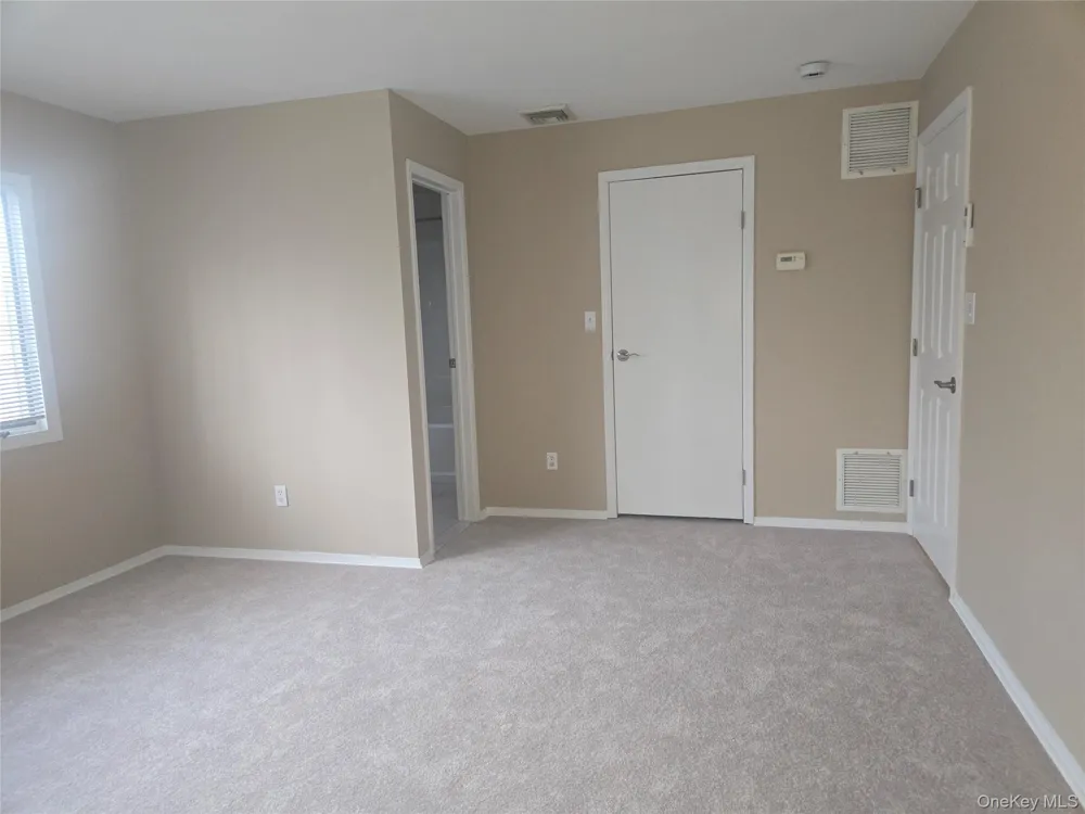 19 Cardinal Lane East Islip, NY 11730