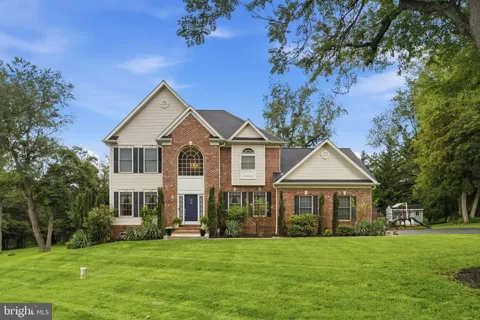 12 DELTA COURT
