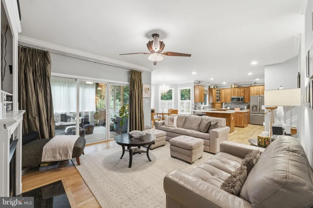 12 DELTA COURT Gaithersburg, MD 20882