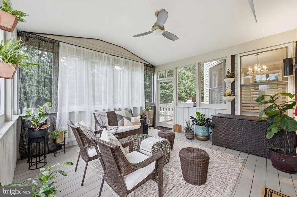 12 DELTA COURT Gaithersburg, MD 20882