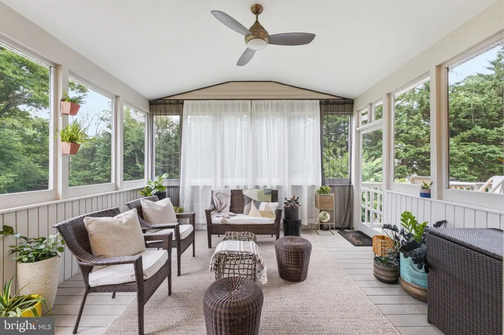 12 DELTA COURT Gaithersburg, MD 20882