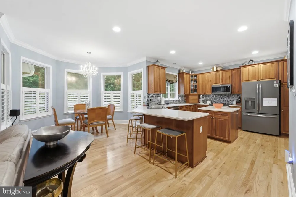 12 DELTA COURT Gaithersburg, MD 20882