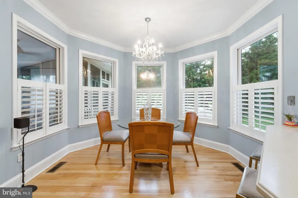 12 DELTA COURT Gaithersburg, MD 20882