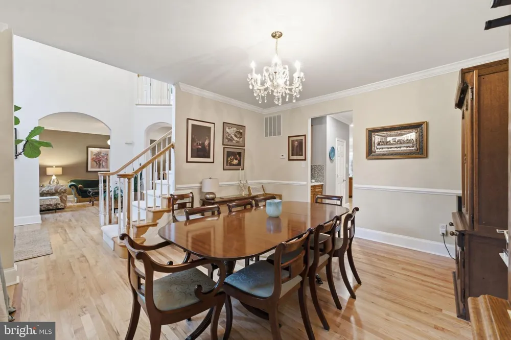 12 DELTA COURT Gaithersburg, MD 20882