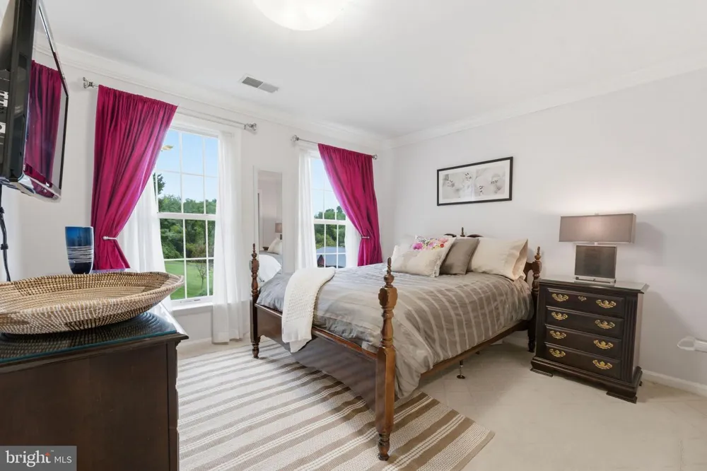 12 DELTA COURT Gaithersburg, MD 20882