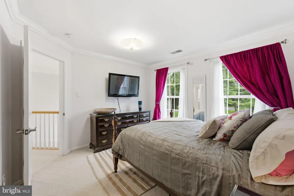 12 DELTA COURT Gaithersburg, MD 20882