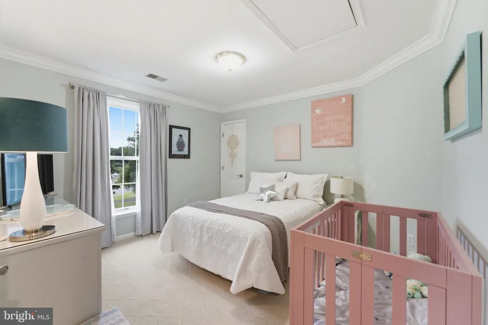 12 DELTA COURT Gaithersburg, MD 20882