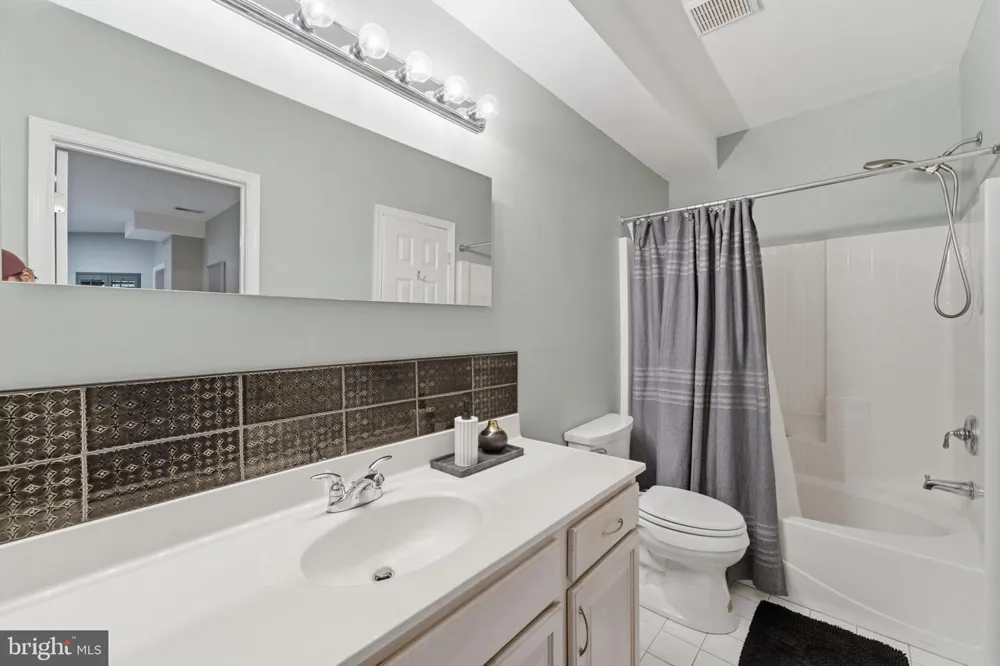 12 DELTA COURT Gaithersburg, MD 20882