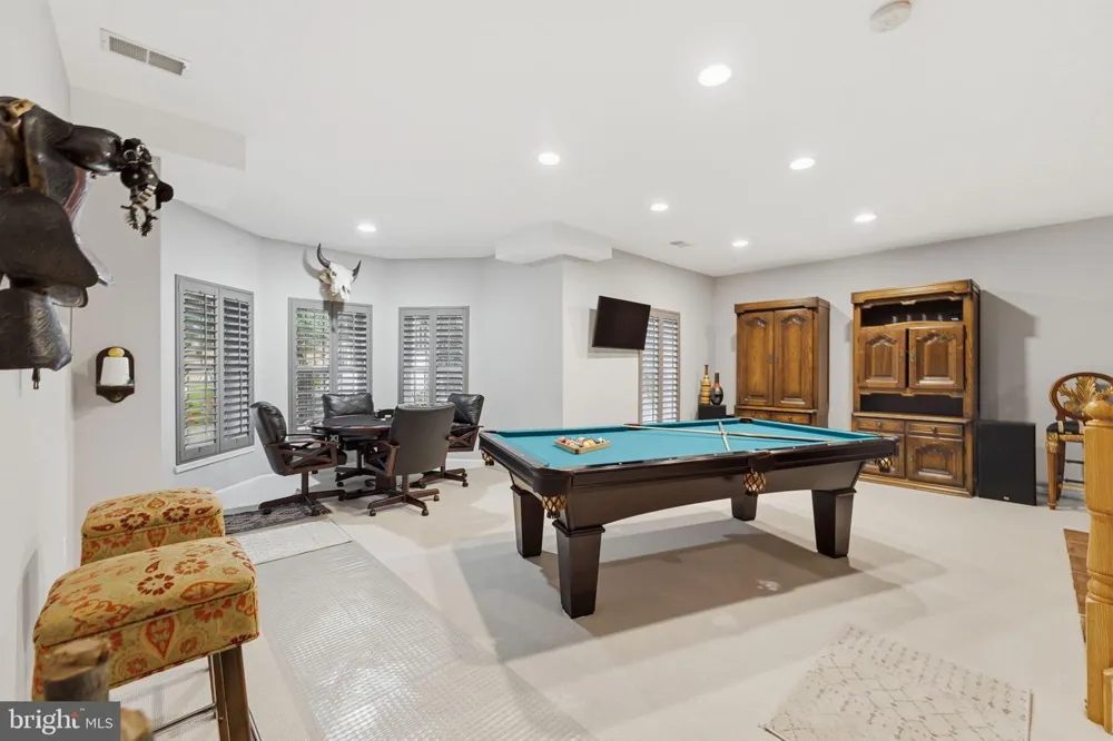 12 DELTA COURT Gaithersburg, MD 20882