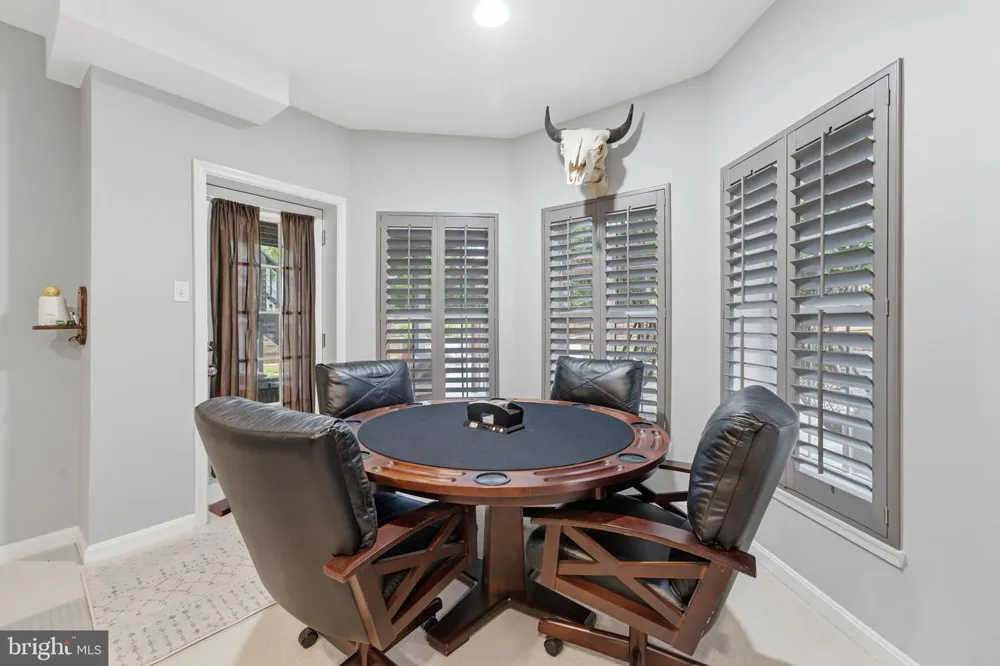 12 DELTA COURT Gaithersburg, MD 20882
