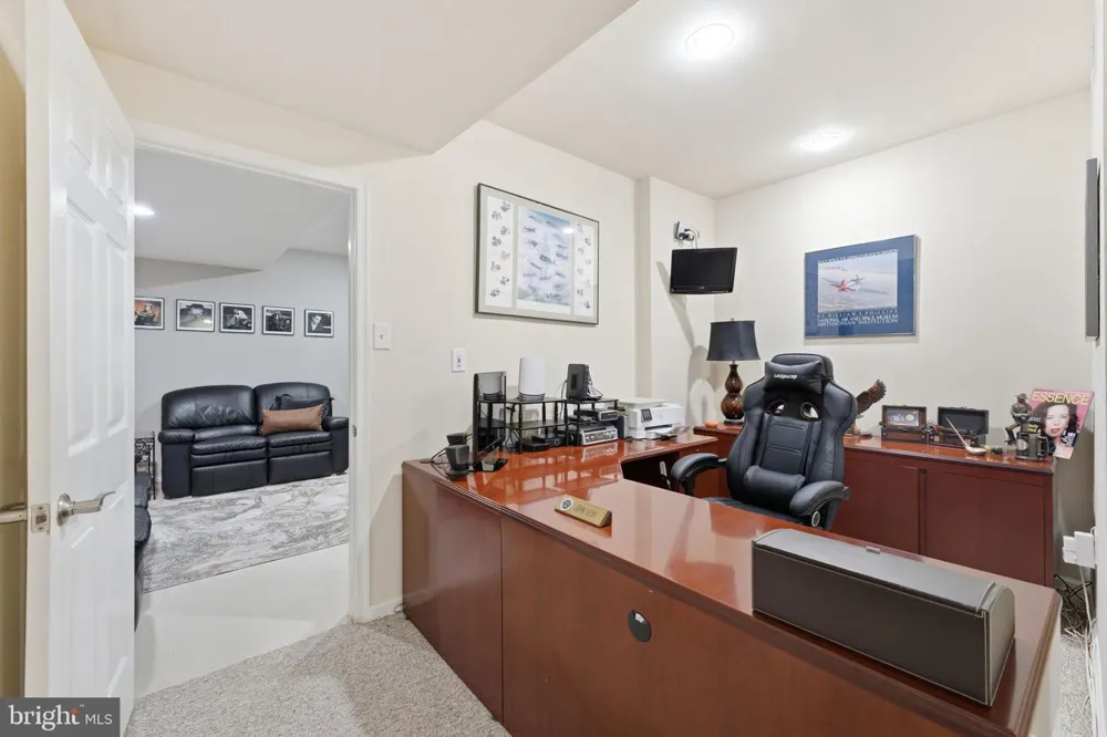 12 DELTA COURT Gaithersburg, MD 20882