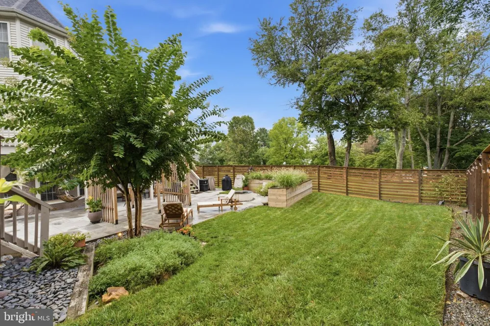 12 DELTA COURT Gaithersburg, MD 20882