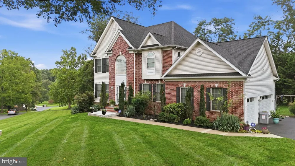 12 DELTA COURT Gaithersburg, MD 20882