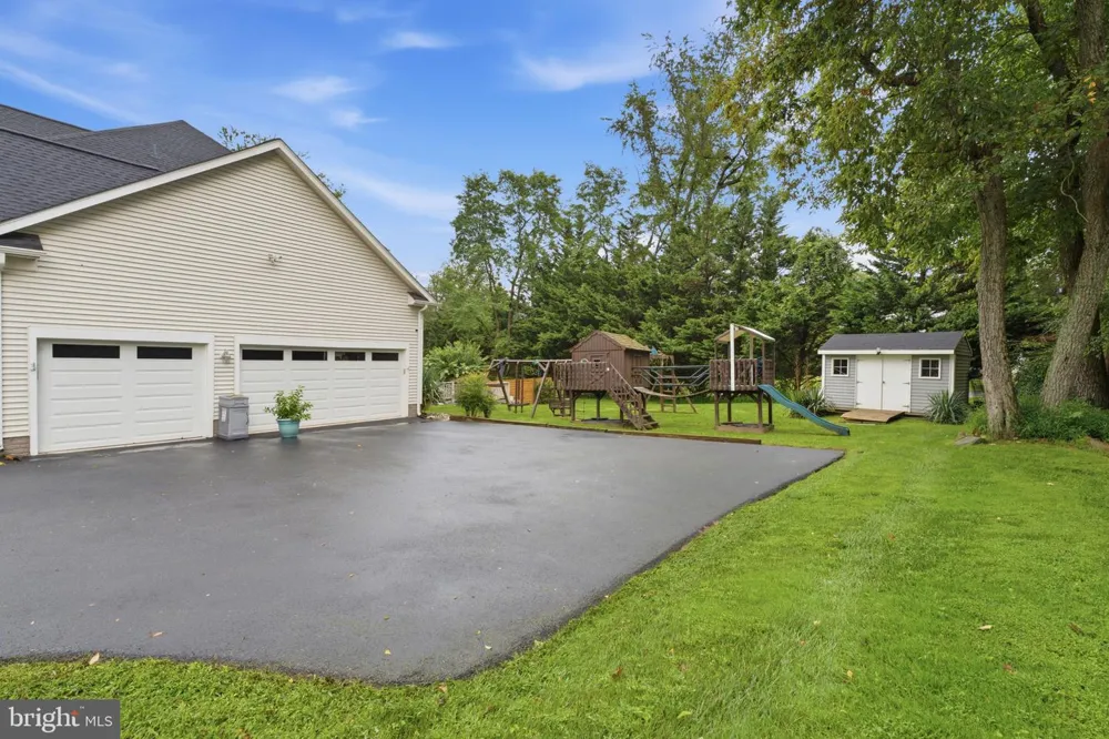 12 DELTA COURT Gaithersburg, MD 20882