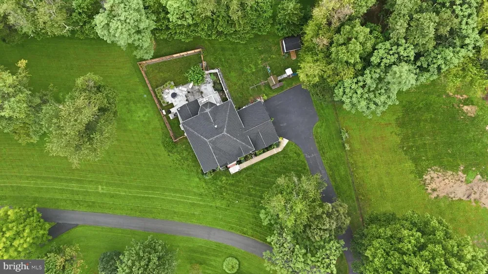 12 DELTA COURT Gaithersburg, MD 20882