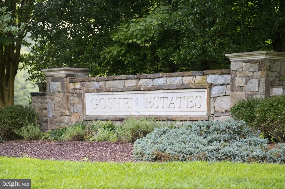 12 DELTA COURT Gaithersburg, MD 20882
