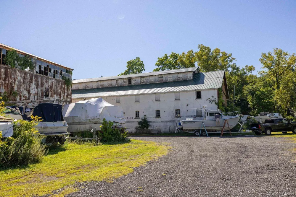 140 1st Street Esopus, NY 12417