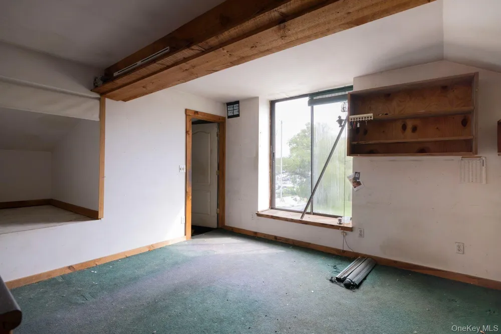 140 1st Street Esopus, NY 12417