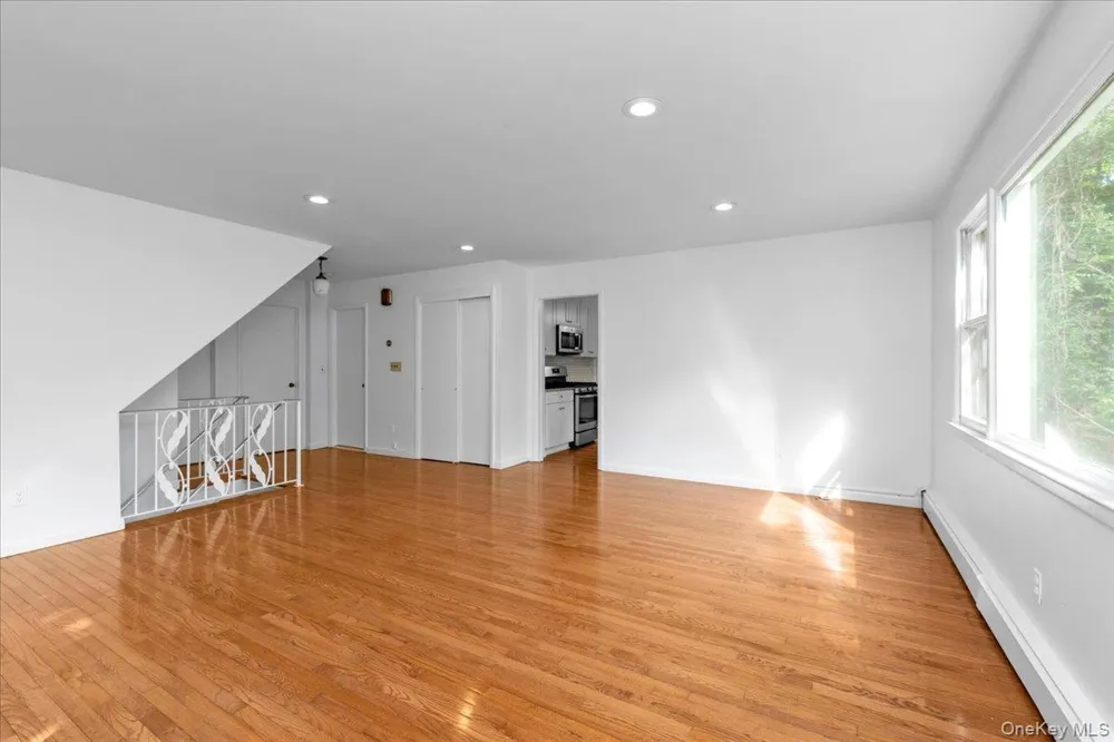 22 Putnam Avenue Glen Cove, NY 11542