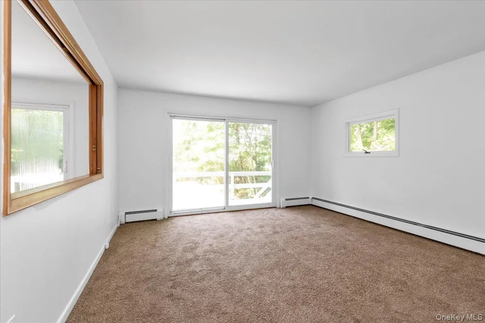 22 Putnam Avenue Glen Cove, NY 11542