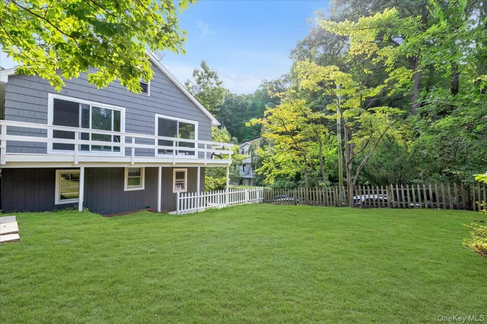 22 Putnam Avenue Glen Cove, NY 11542