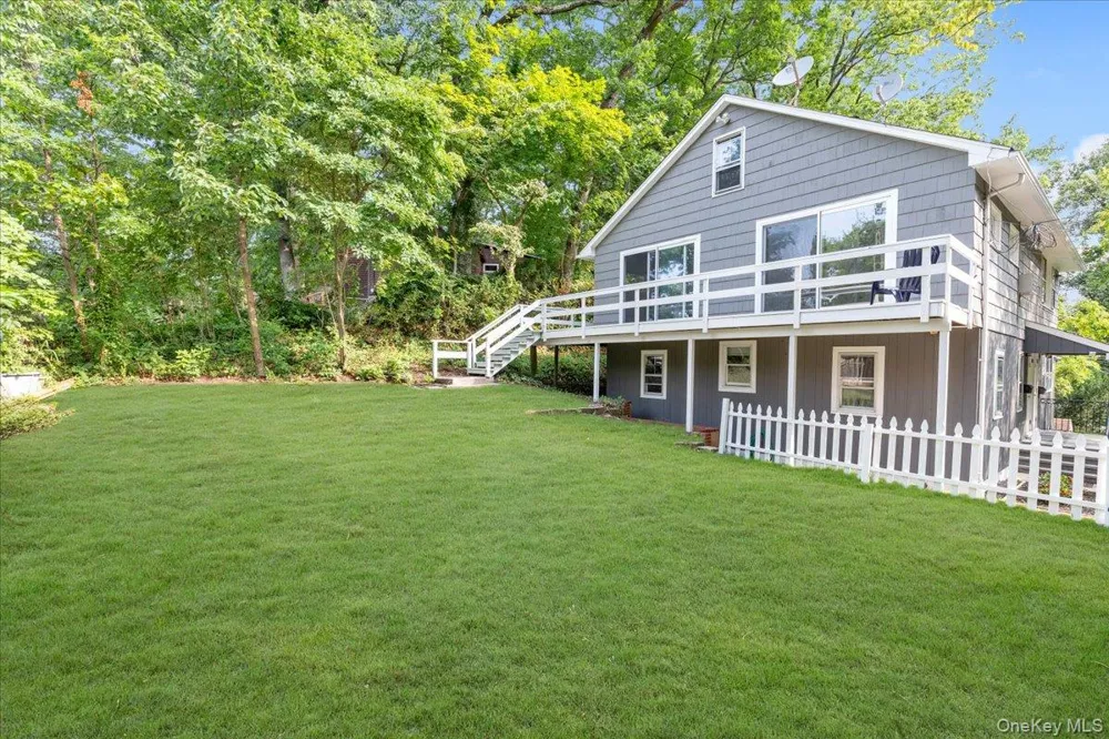 22 Putnam Avenue Glen Cove, NY 11542