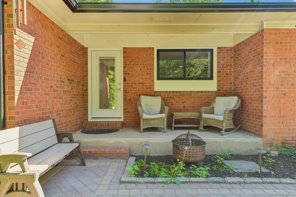 230 Union Avenue Holbrook, NY 11741