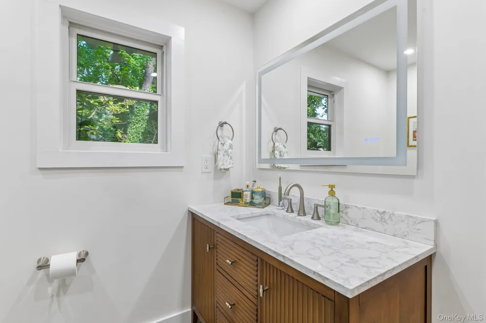230 Union Avenue Holbrook, NY 11741