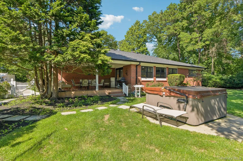 230 Union Avenue Holbrook, NY 11741