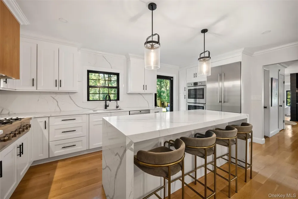 22 Paddington Road Scarsdale, NY 10583