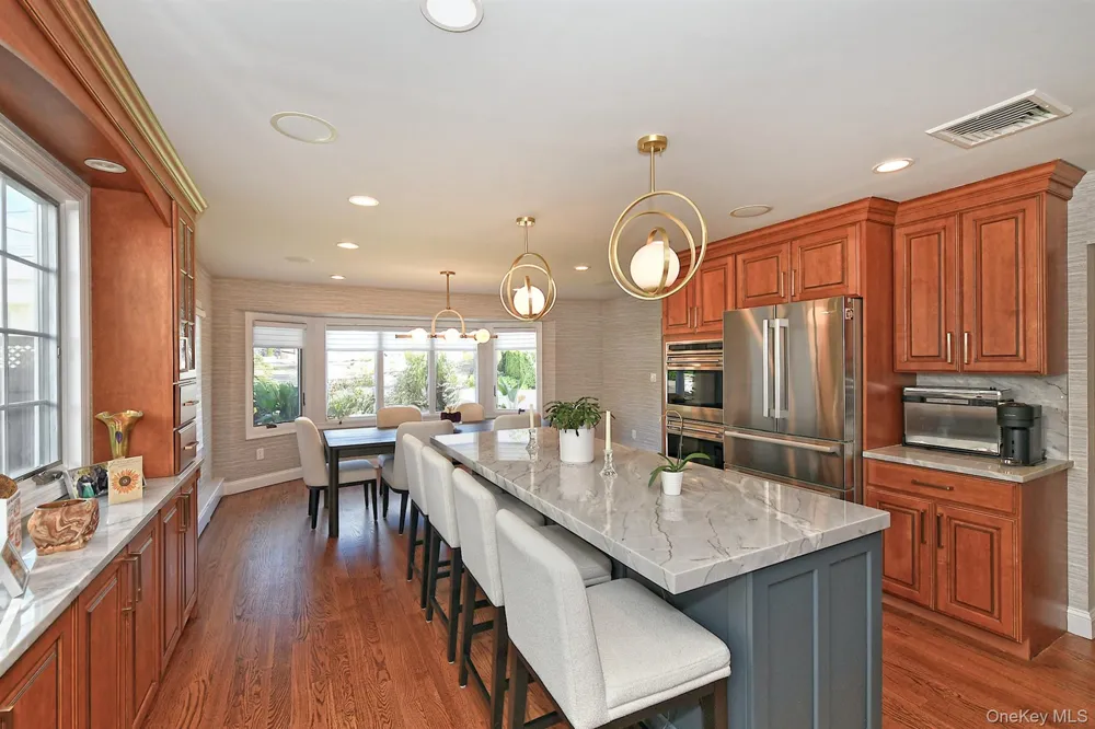 3142 Wynsum Avenue Merrick, NY 11566