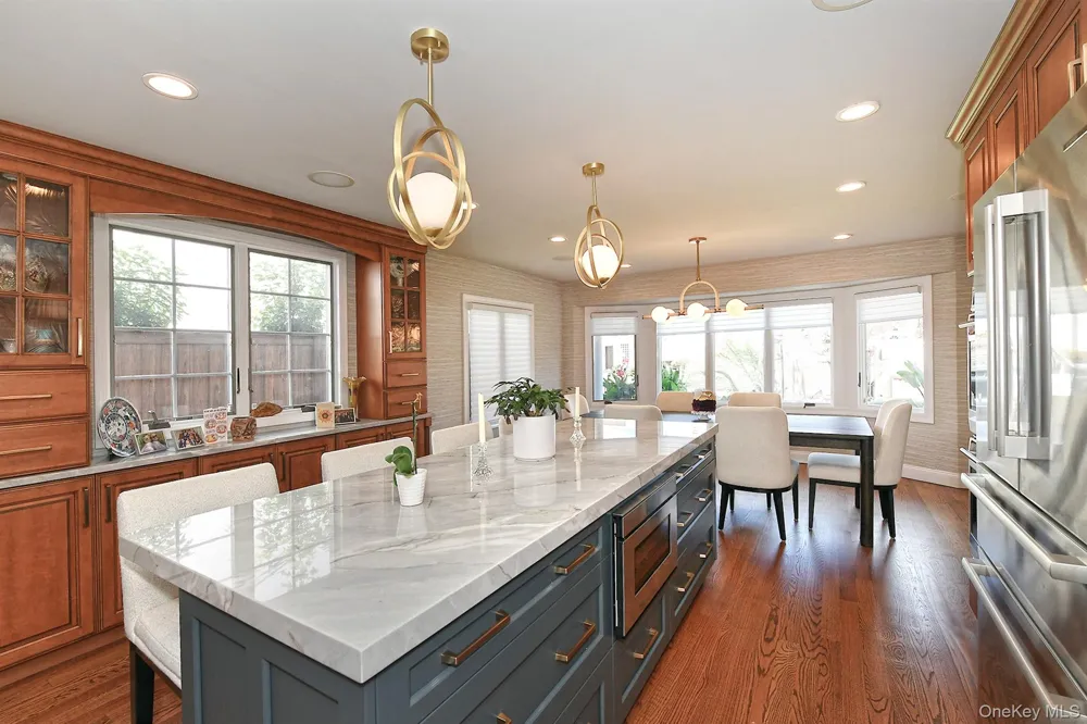 3142 Wynsum Avenue Merrick, NY 11566