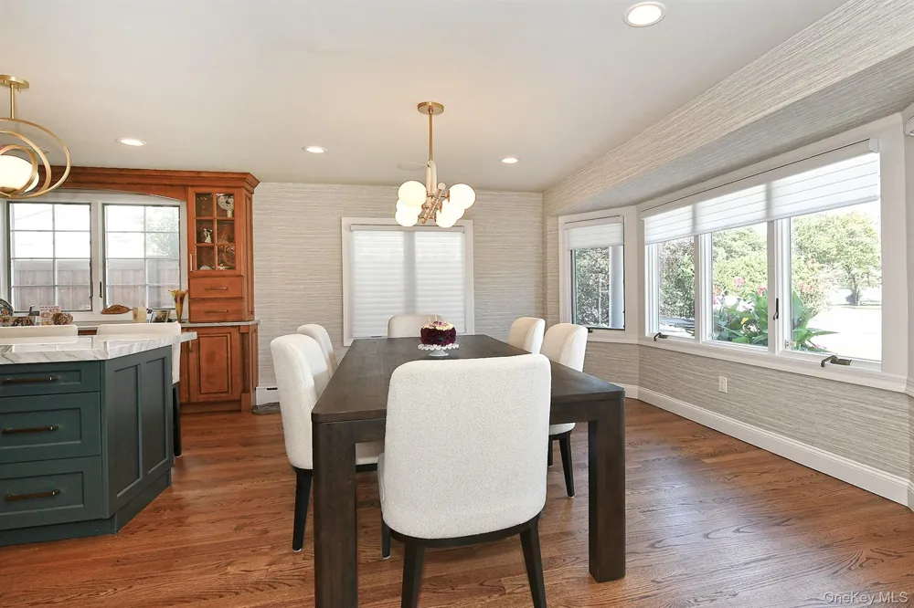 3142 Wynsum Avenue Merrick, NY 11566