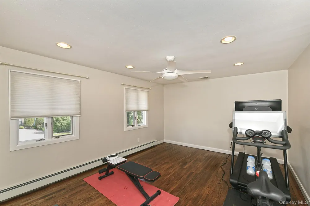 3142 Wynsum Avenue Merrick, NY 11566