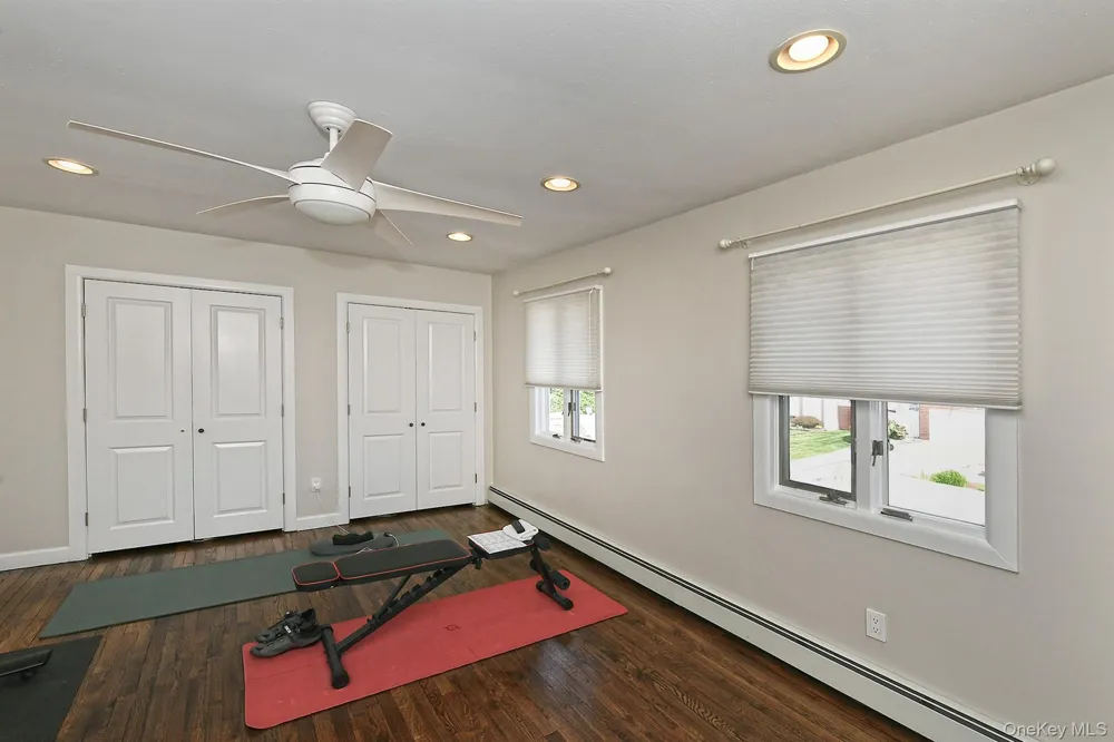 3142 Wynsum Avenue Merrick, NY 11566