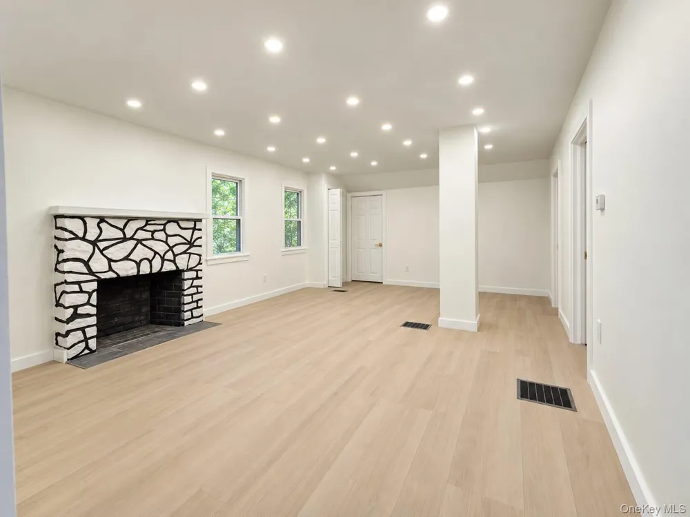 3 Valley Trail Monroe, NY 10950