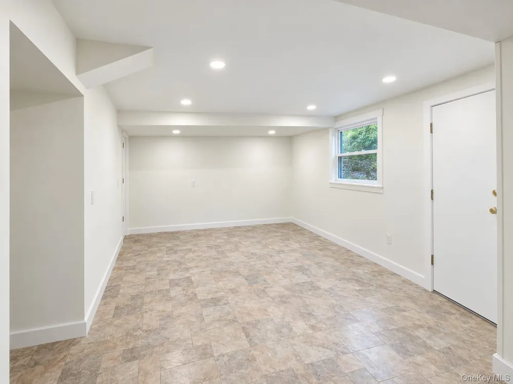 3 Valley Trail Monroe, NY 10950