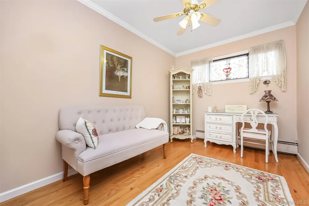 65 Graham Street Farmingdale, NY 11735