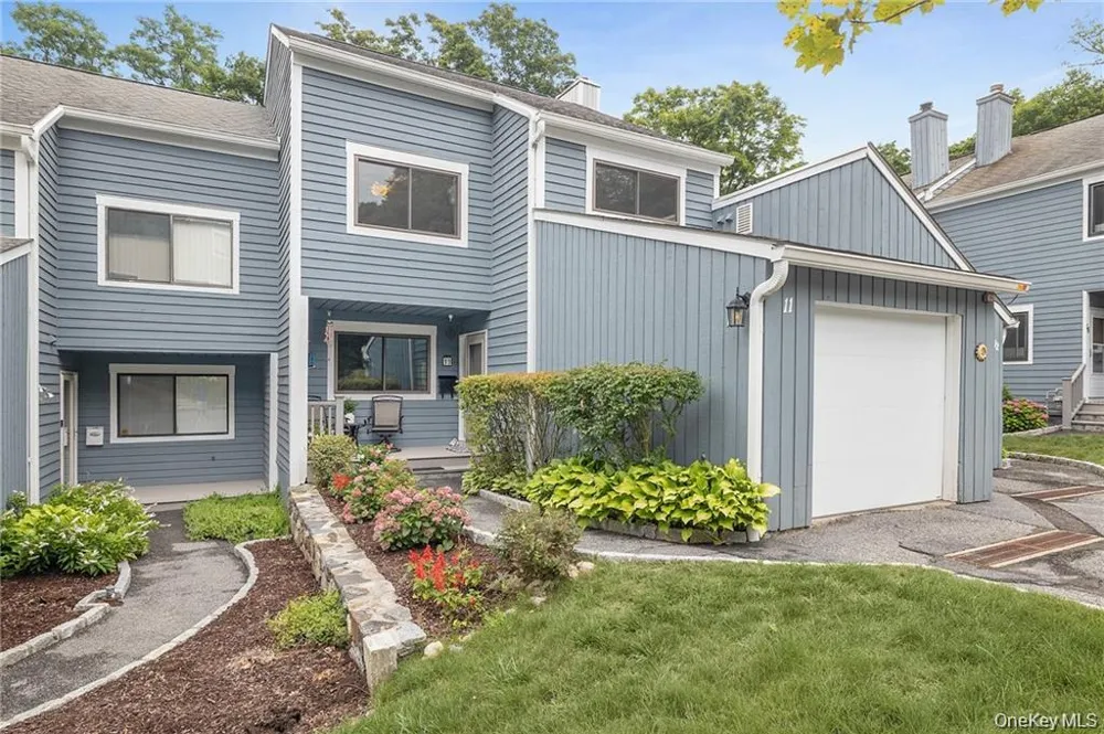 11 Timber Ridge #11 Mount Kisco, NY 10549