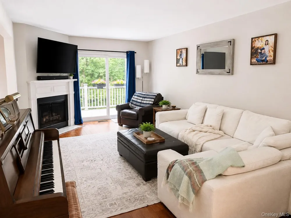 11 Timber Ridge #11 Mount Kisco, NY 10549