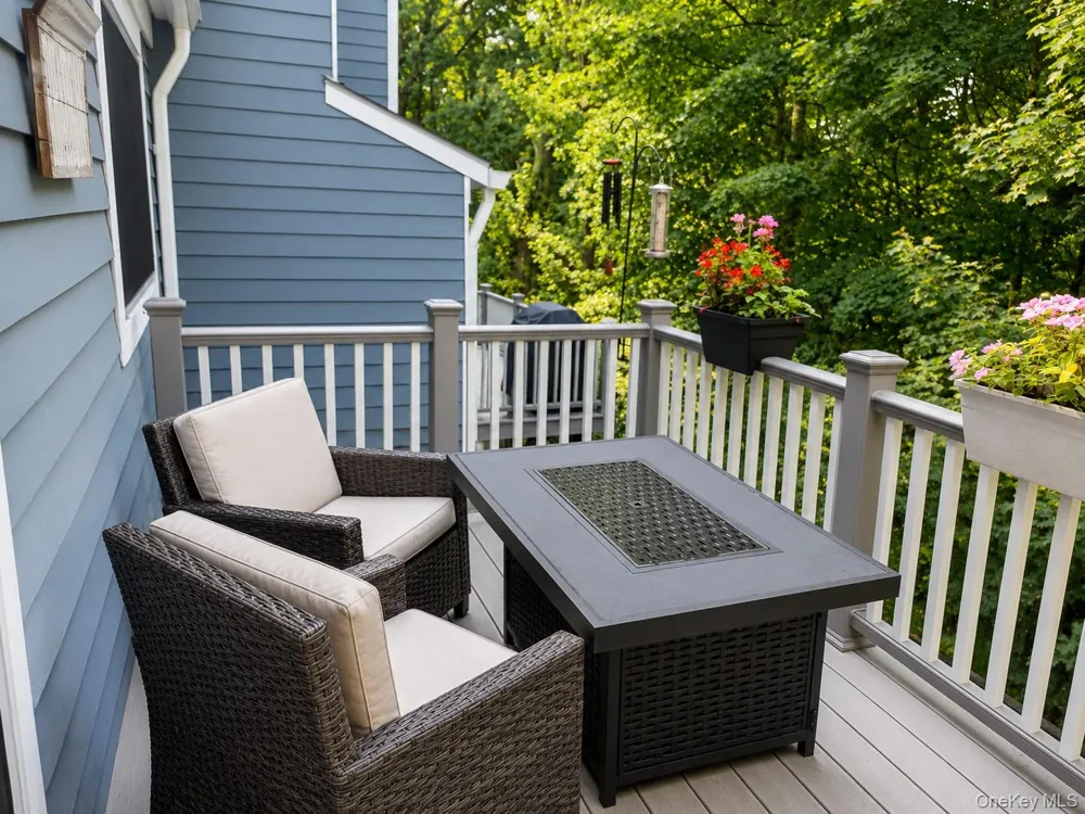11 Timber Ridge #11 Mount Kisco, NY 10549