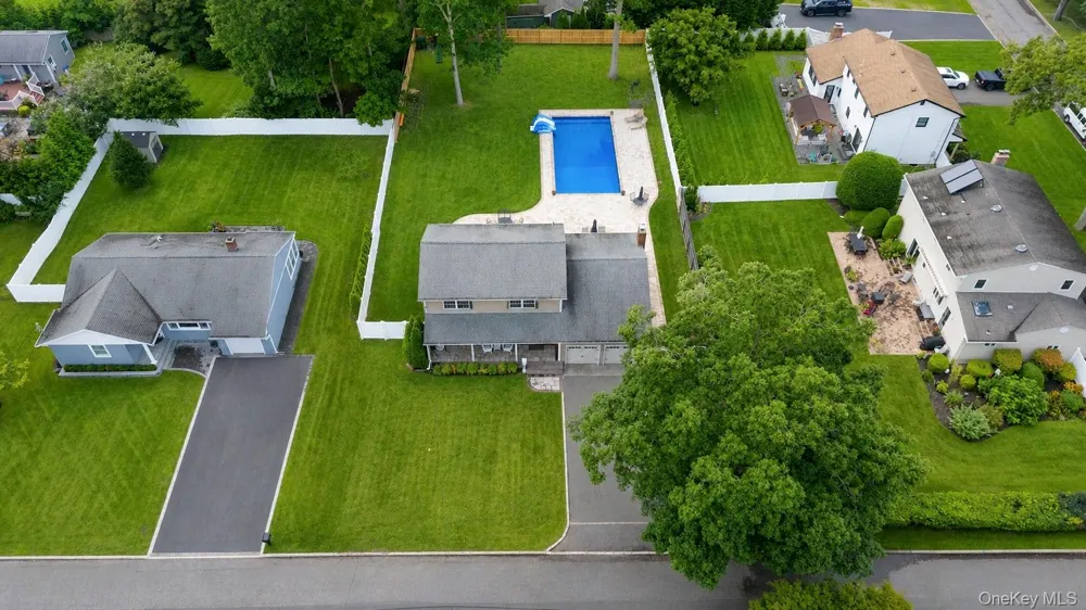 282 6th Avenue Saint James, NY 11780
