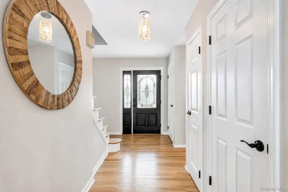 282 6th Avenue Saint James, NY 11780