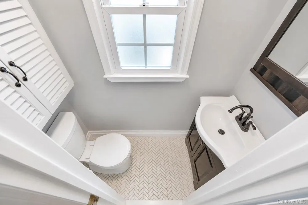 282 6th Avenue Saint James, NY 11780